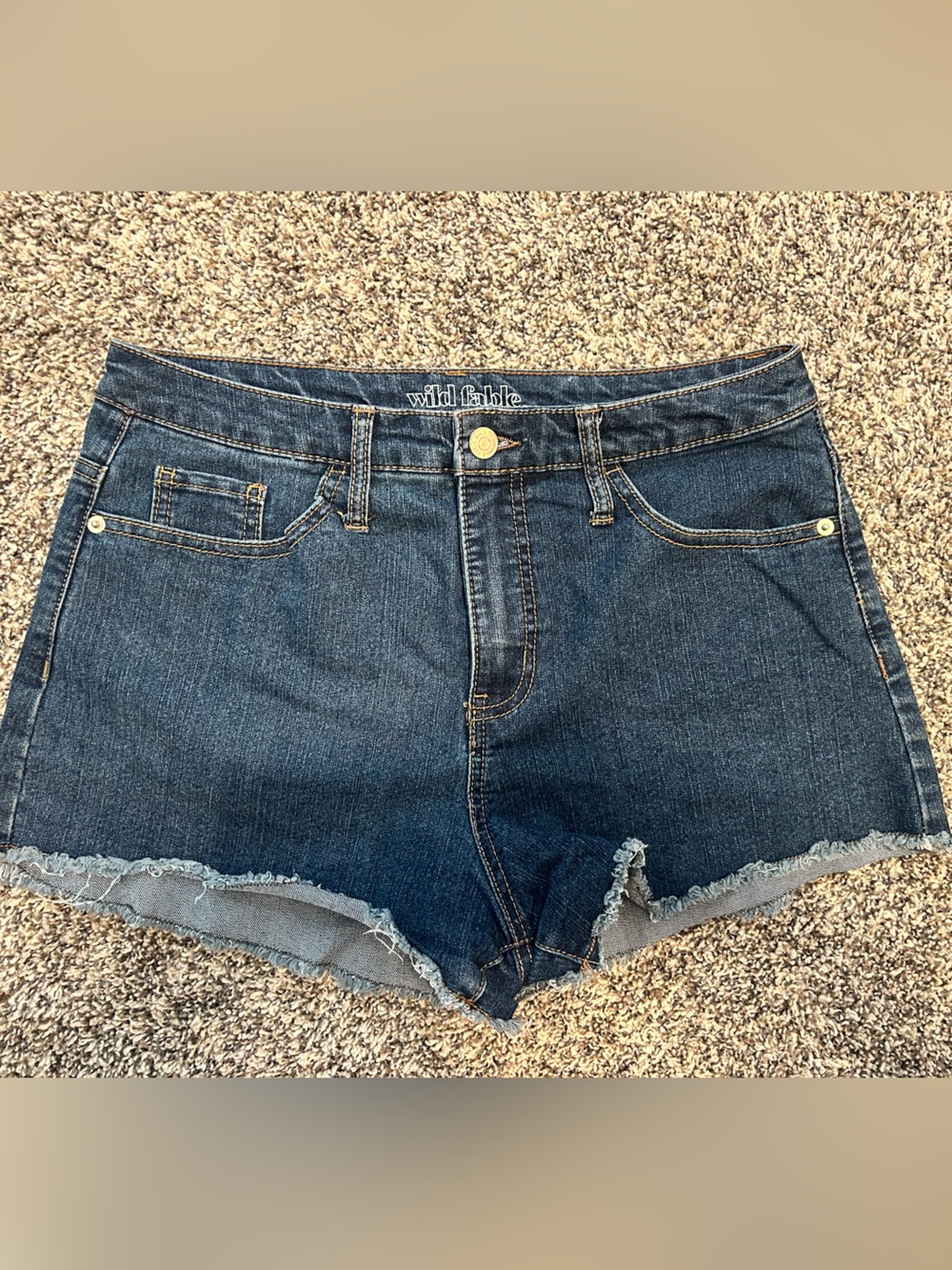 Women’s Wild Fable Denim frayed hem cutoff shorts, High Waisted, Size 8